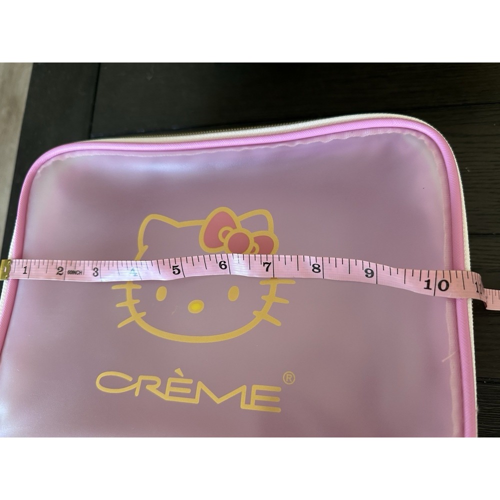 Hello Kitty x Crème Shop Pink Beauty Travel Case Makeup Cosmetic Bag NWT - Picture 4 of 7